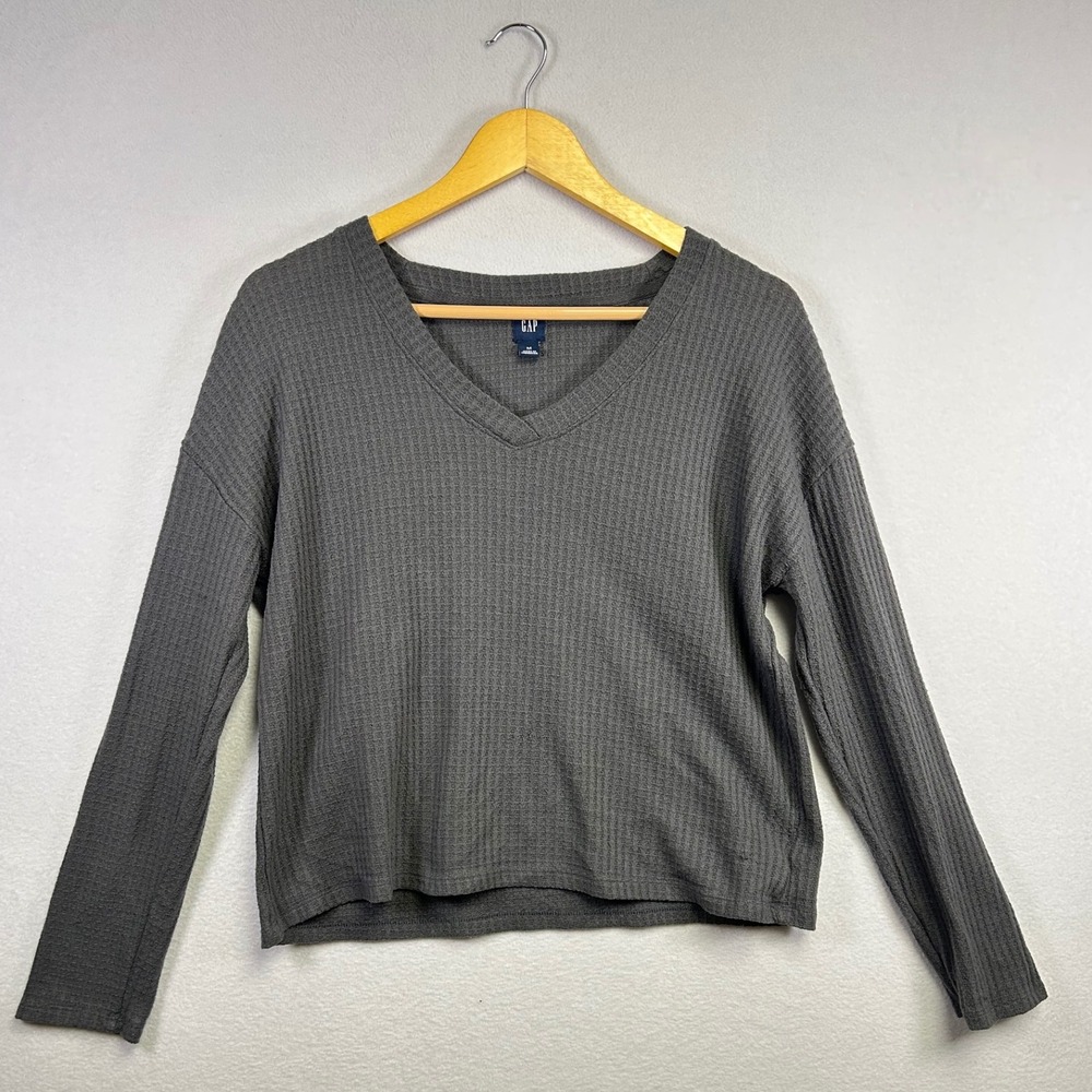 GAP Gray Waffle Knit V Neck Long Sleeve Cropped Top Size M